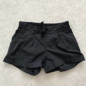 Lululemon breakaway shorts